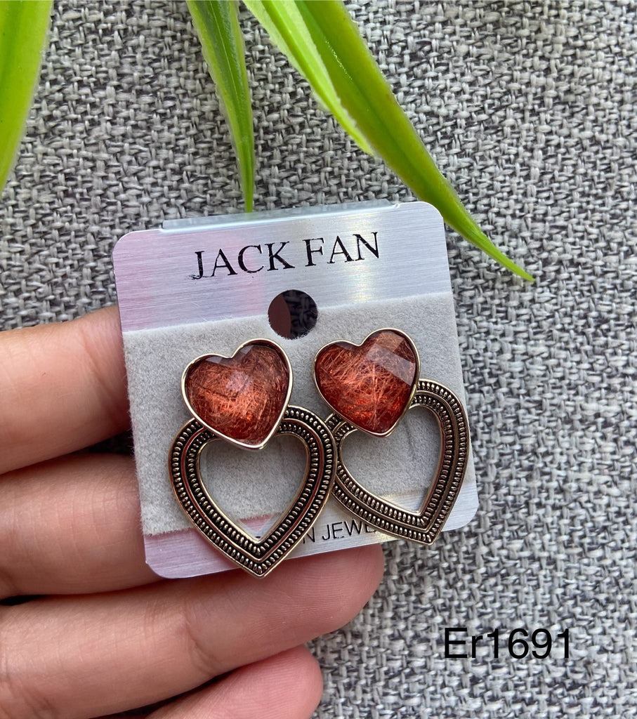 حلق Jack Fan مش بيغيير لون السعر ٣٠ بدل ٥٠ 💥💥 (er1691)