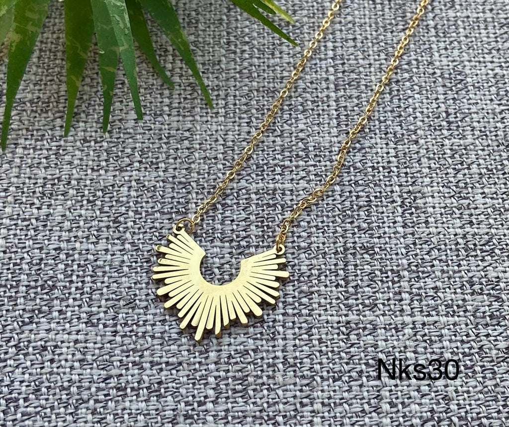 سلسلة ستانلس stainless steel  السعر ٥٠ (nks30)
