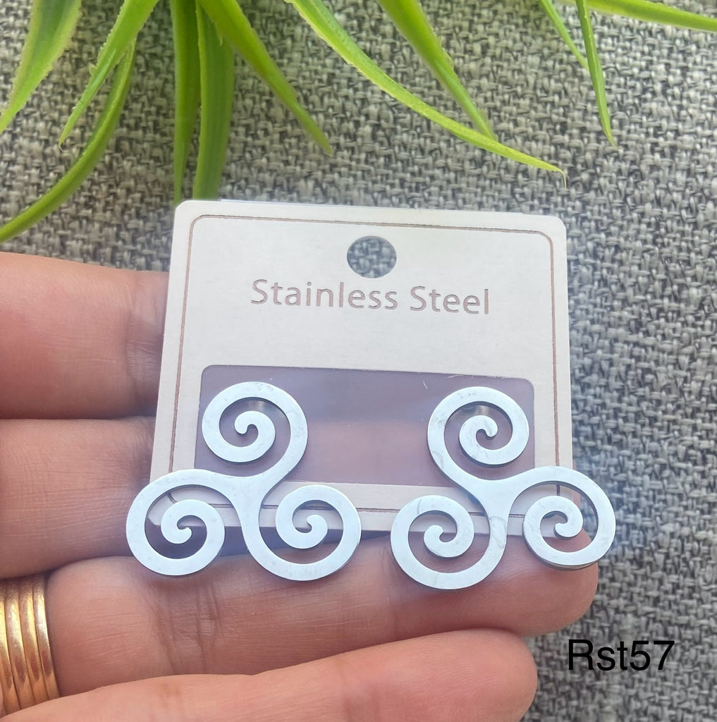 حلق stainless steel ستانلس مش بيغيير لون السعر ٤٠ (rst57)