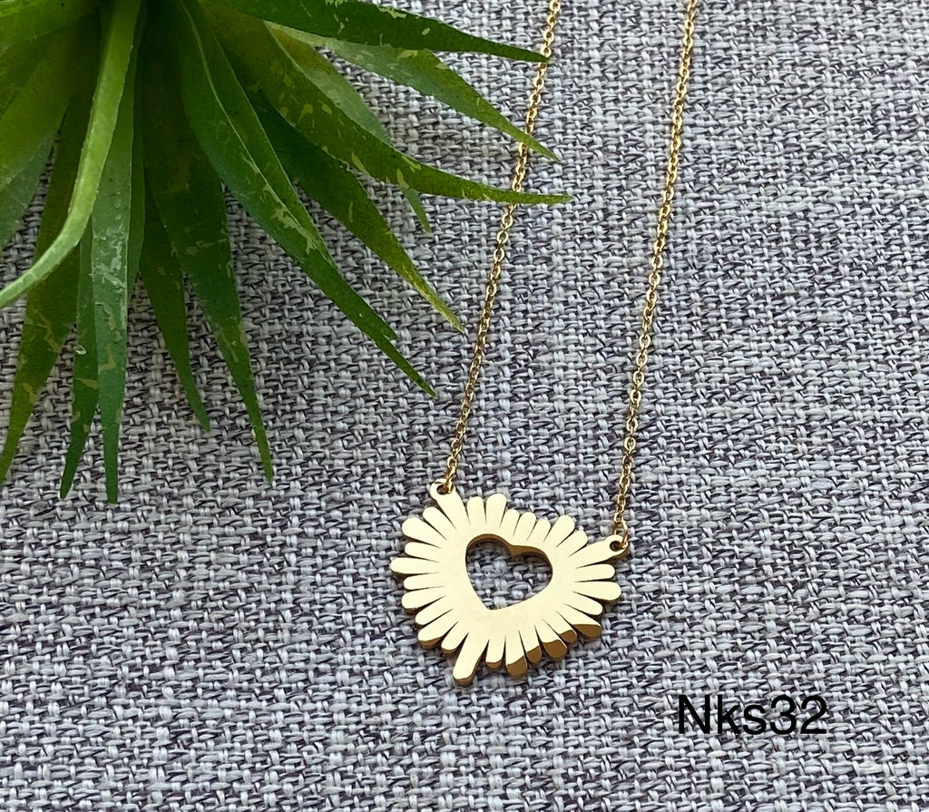 سلسلة ستانلس stainless steel  السعر ٥٠ (nks32)