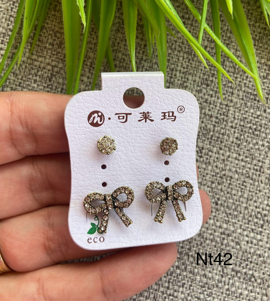 حلق مش بيغيير لون السعر ١٠ بدل ٣٠ (nt42)