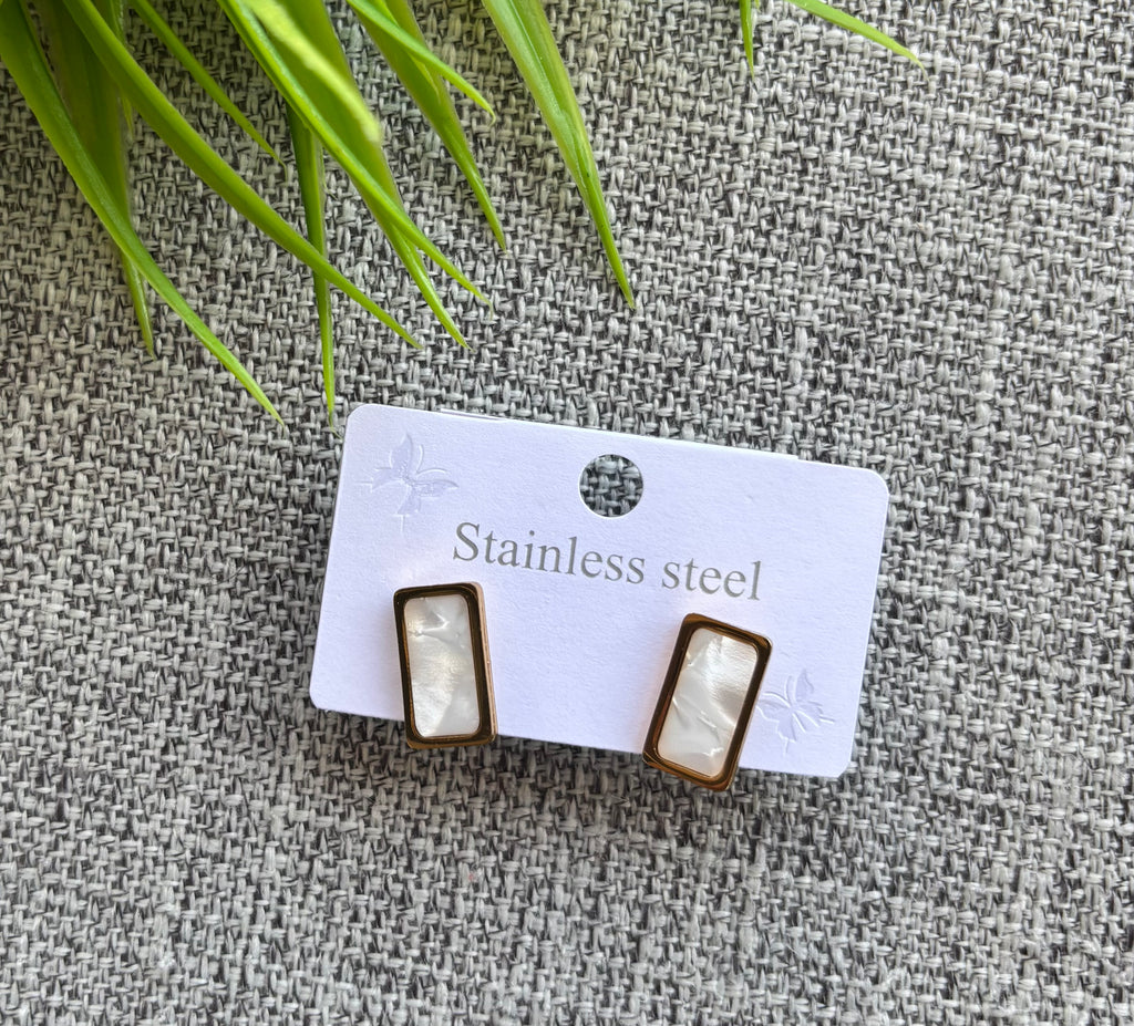 حلق stainless steel شكل مستطيل السعر ٢٥
