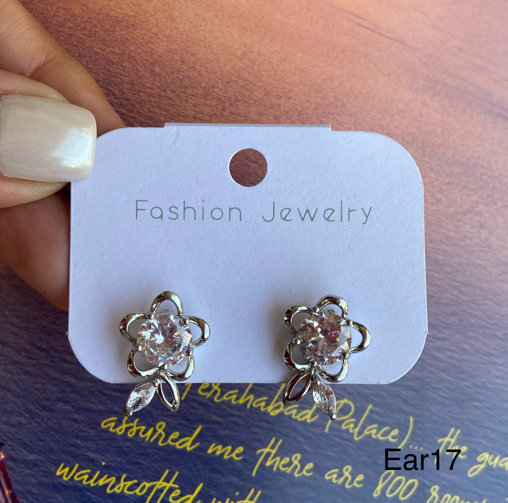 Simple earring plated only 40EGP (ear17)