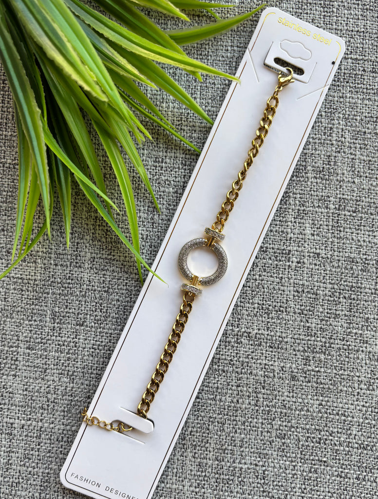انسيال stainless steel pure و دلاية gold plated السعر ١٣٠ دايرة