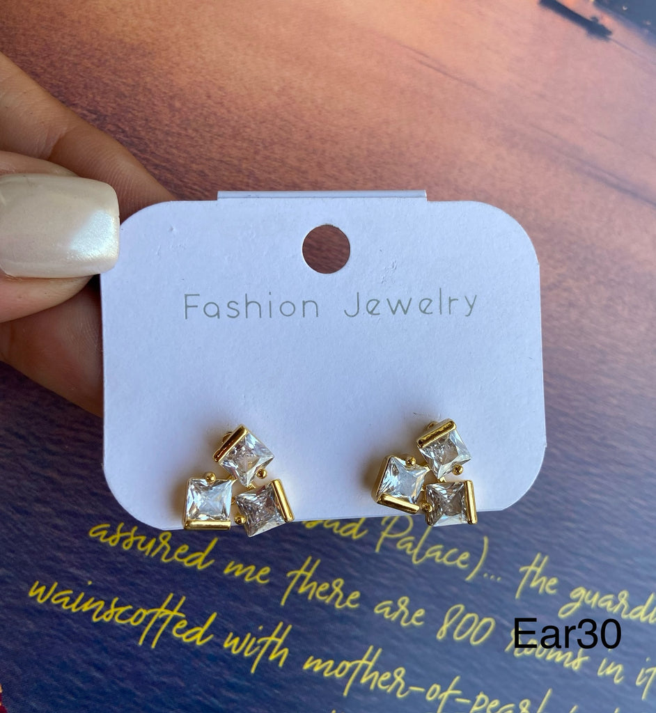 Simple earring plated only 40EGP (ear30)