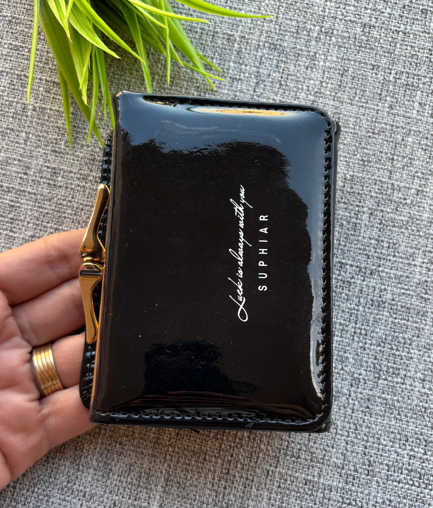 محفظة حريمي ميتالك مقاس ١٠×٨ سم السعر ١١٠