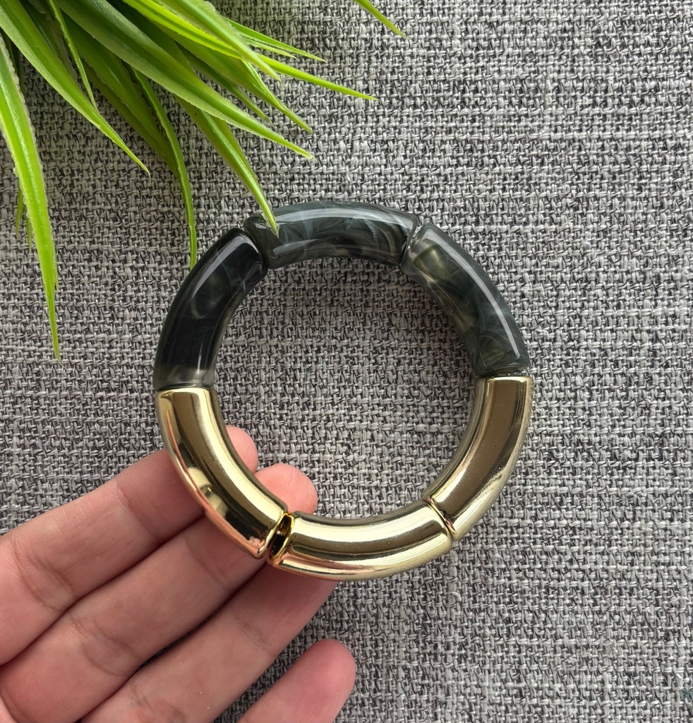 غويشة بانجل بلاستك free size السعر ٣٥