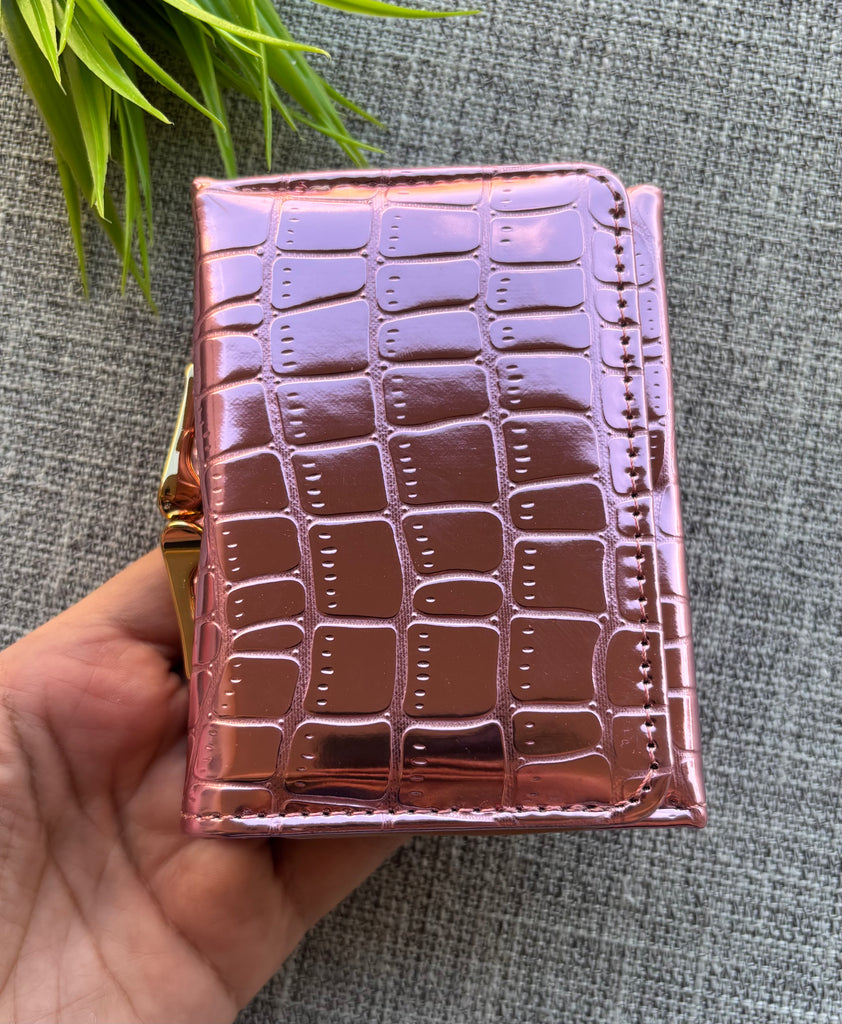 محفظة حريمي ميتالك مقاس ١٠×٨ سم السعر ١١٠