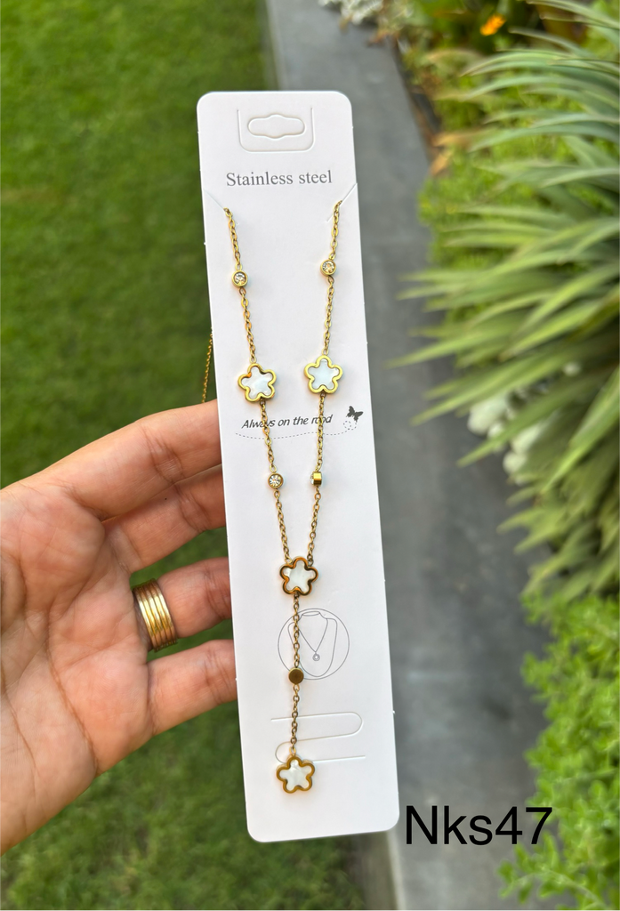 سلسلة stainless steel السعر ١٠٠ (nks47)