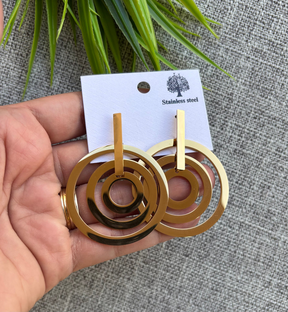 حلق ستانلس stainless steel  السعر ٨٥