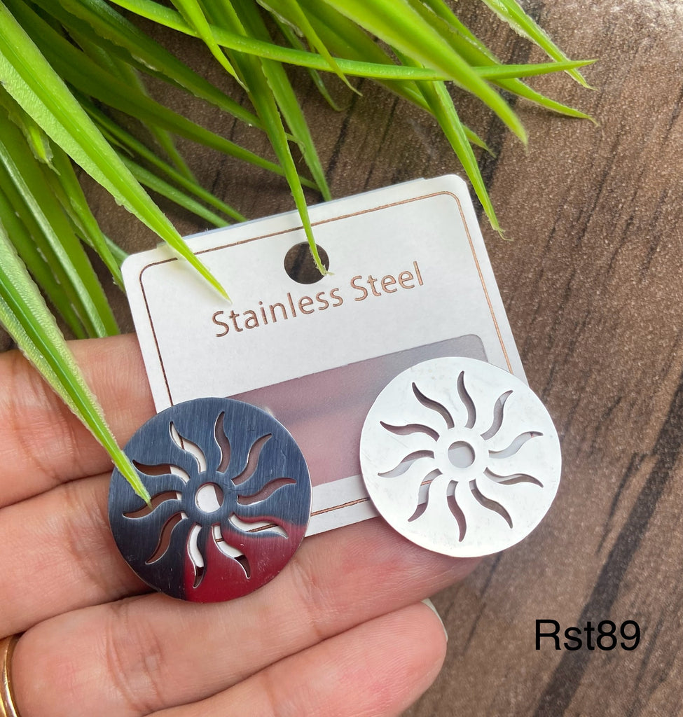 حلق stainless steel ستانلس مش بيغيير لون السعر ٤٠ (rst89)