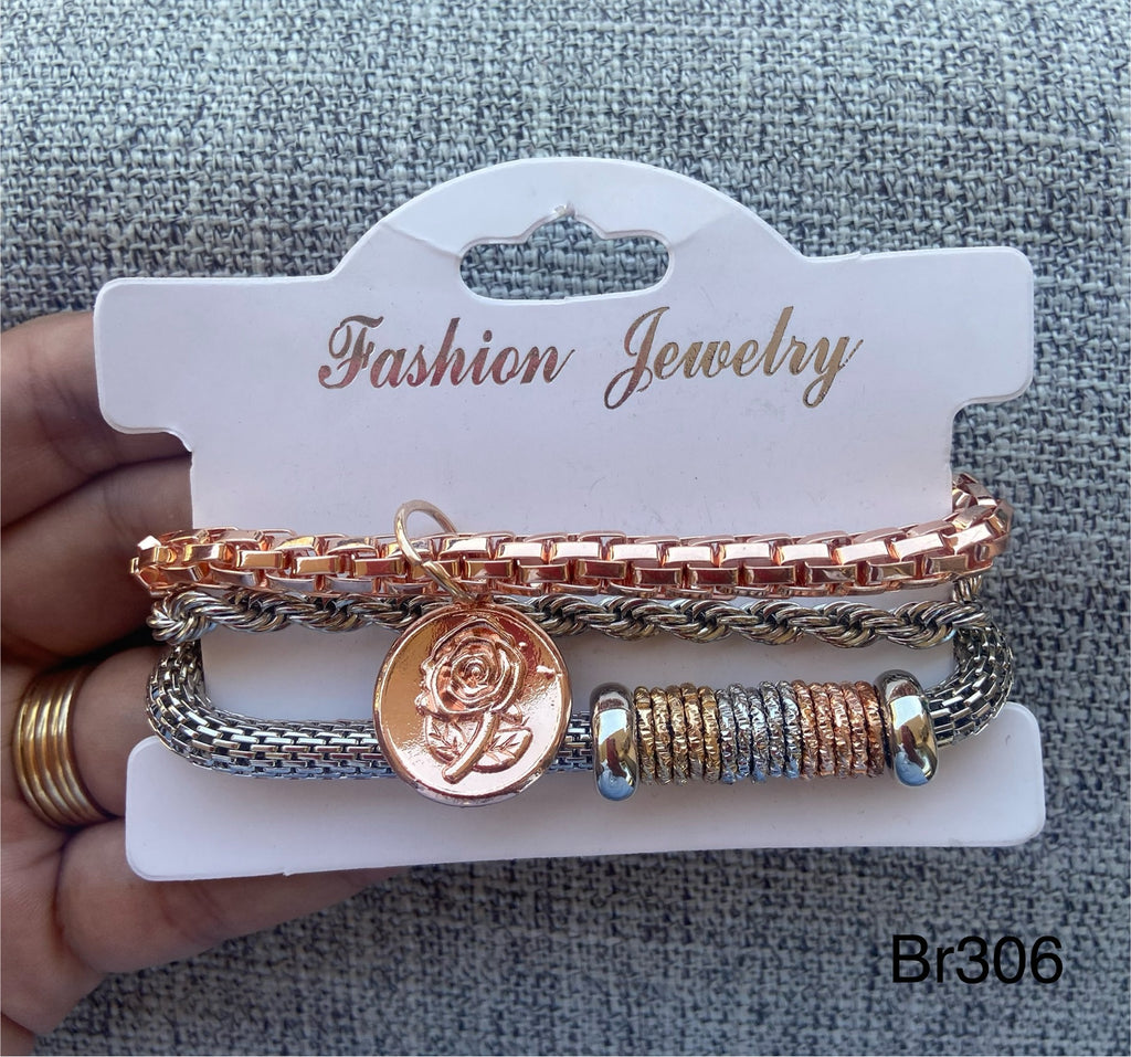 Bracelet set only 50 EGP (br306)