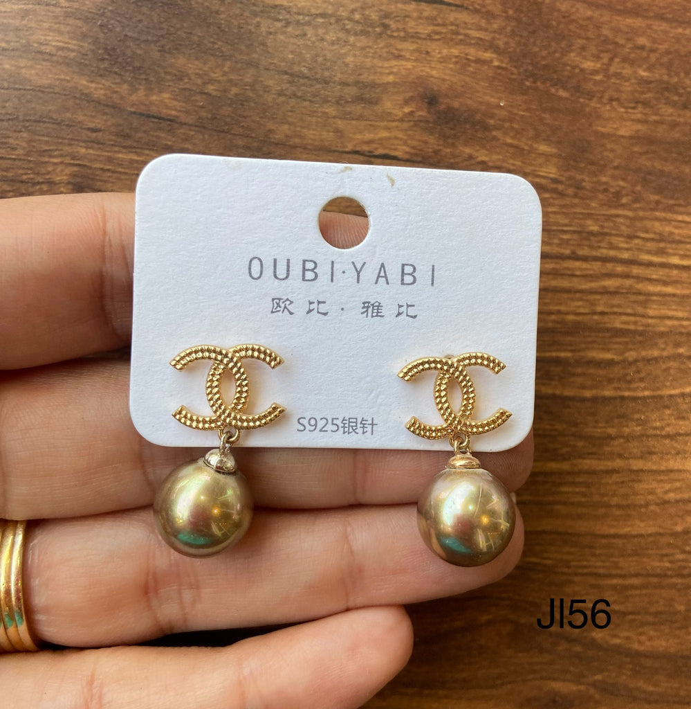 حلق مش بيغيير لون السعر ٢٠ بدل ٣٥ 💥💥(jl56)