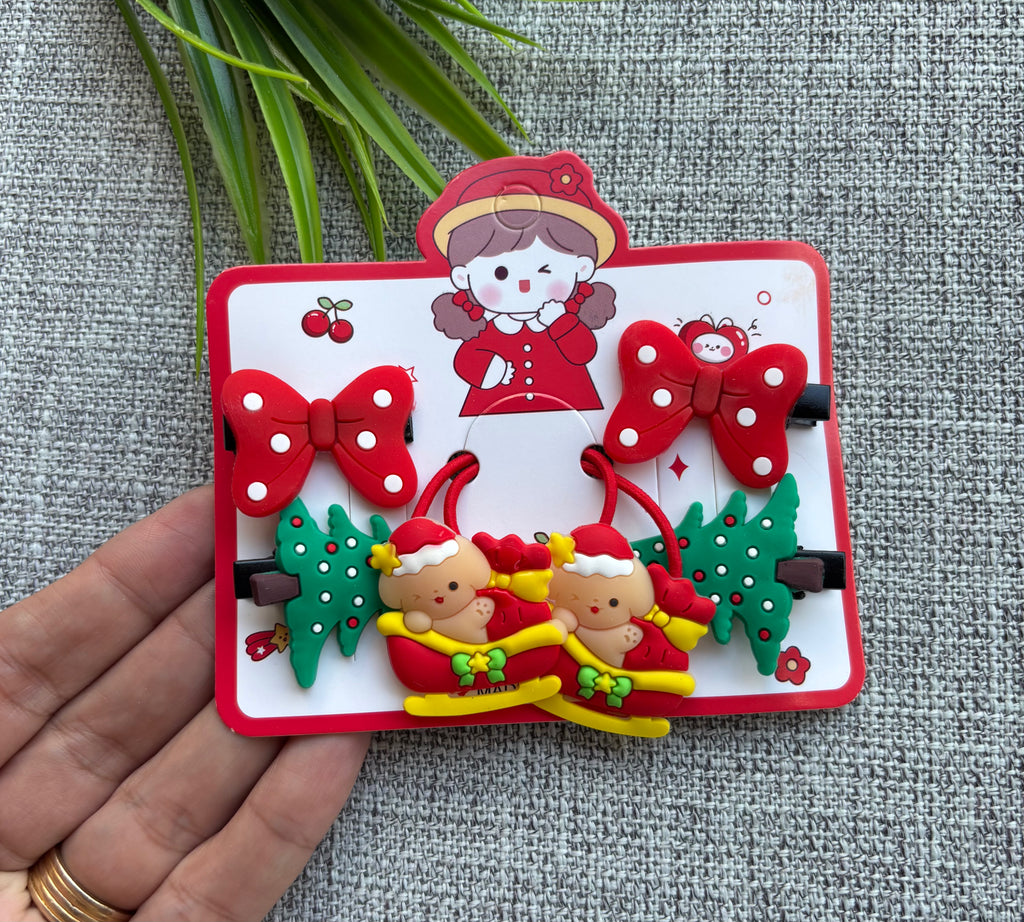 كارت ٤ توكة مشبك و ٢ توكة استك شكل كريسماس سعر الكارت ١٠ بدل ٢٥