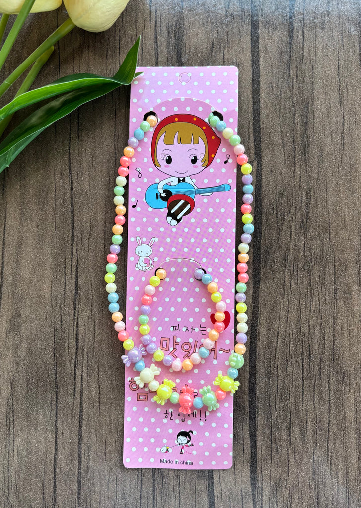 طقم اطفال عقد و حظاظة شكل بونبون السعر ٢٠