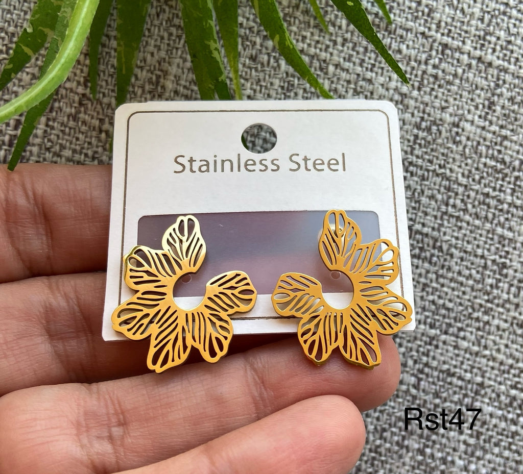حلق stainless steel ستانلس مش بيغيير لون السعر ٤٠ (rst47)