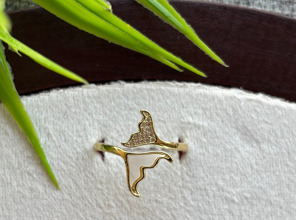 خاتم gold plated صدف ❤️🔥🔥
السعر ٤٥ عروسة البحر