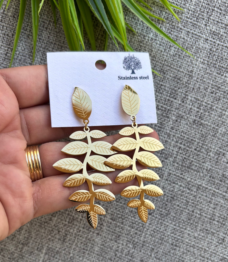 حلق ستانلس stainless steel  السعر ٨٥