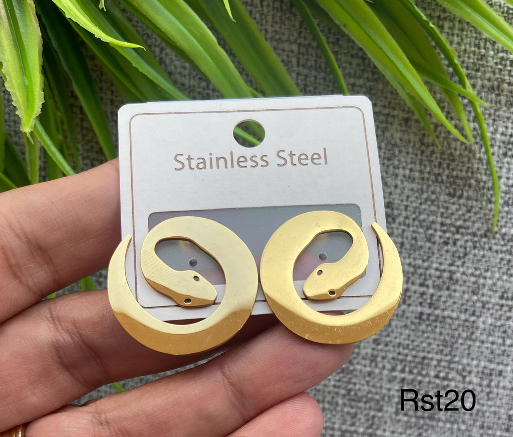 حلق stainless steel ستانلس مش بيغيير لون السعر ٤٠ (rst20)