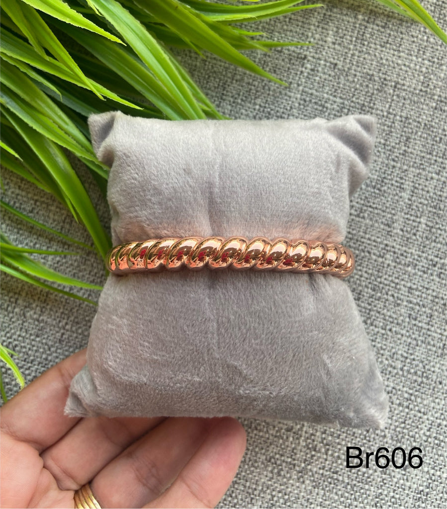 اسورة مش بتغيير لون السعر ٧٥ (br606)