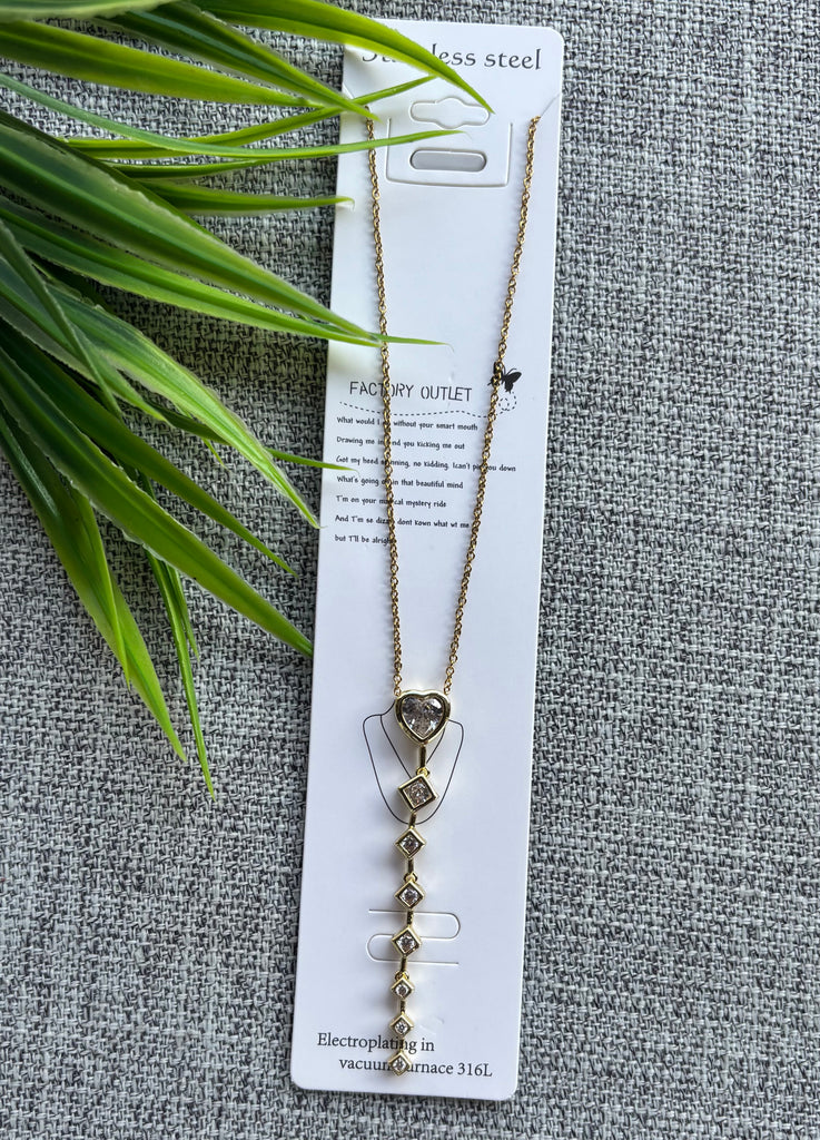 سلسلة pure stainless steel 
دلاية طويلة gold plated 
السعر ١٠٠ قلب