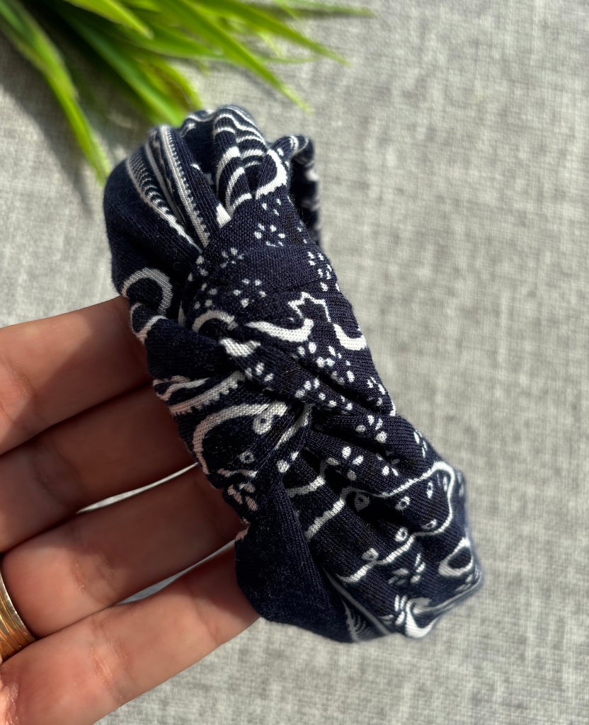 طوق عقدة متوسط العرض السعر ٢٥