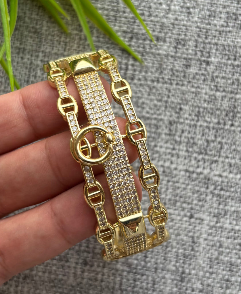 أسورة gold plated free size السعر ٣٥٠