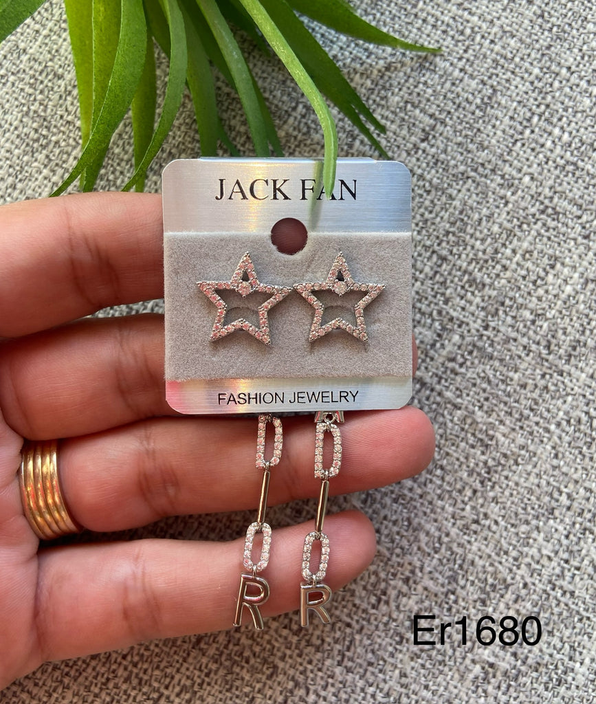 حلق Jack Fan مش بيغيير لون السعر ٣٠ بدل ٥٠ 💥💥 (er1680)