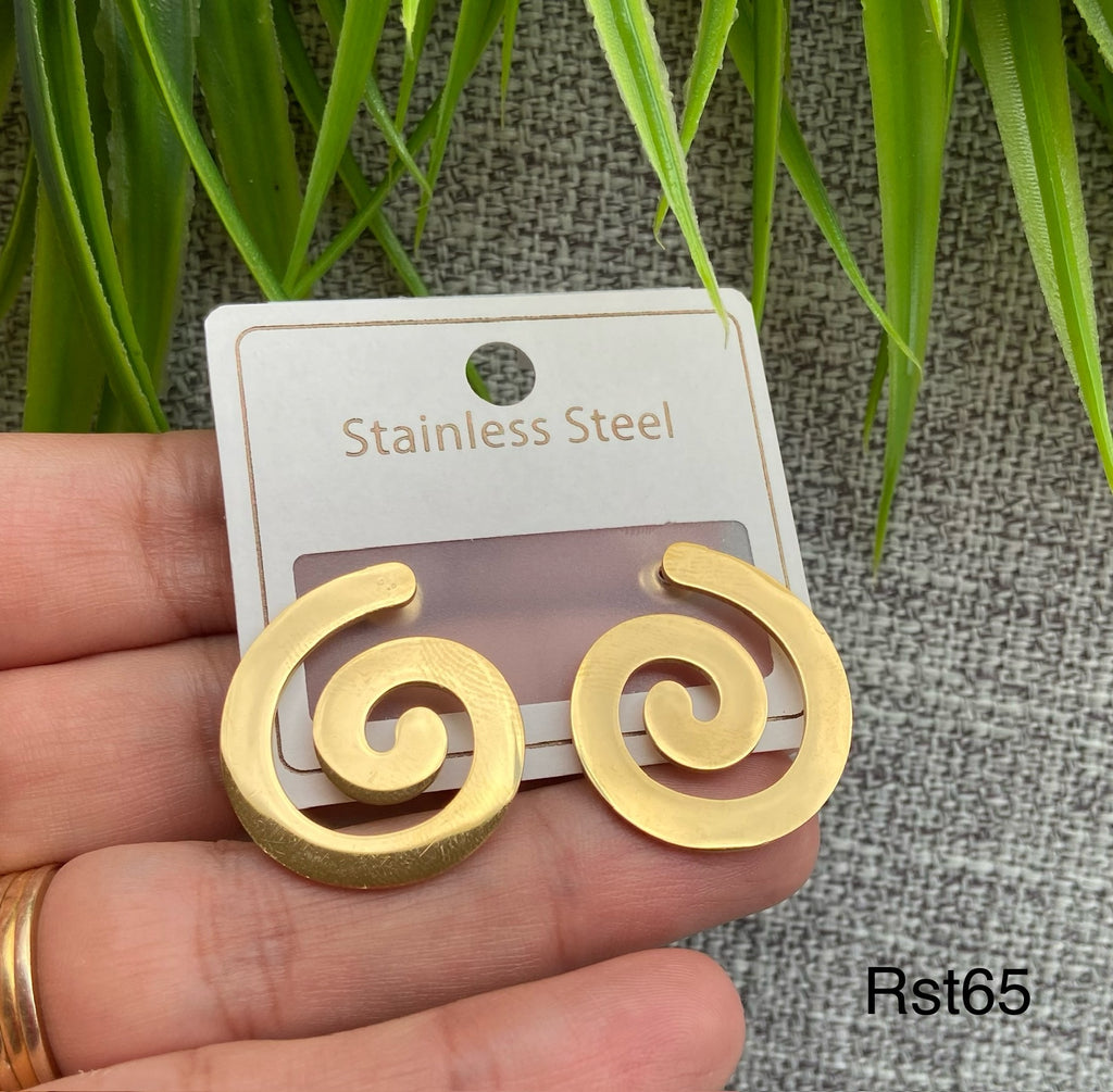 حلق stainless steel ستانلس مش بيغيير لون السعر ٤٠ (rst65)