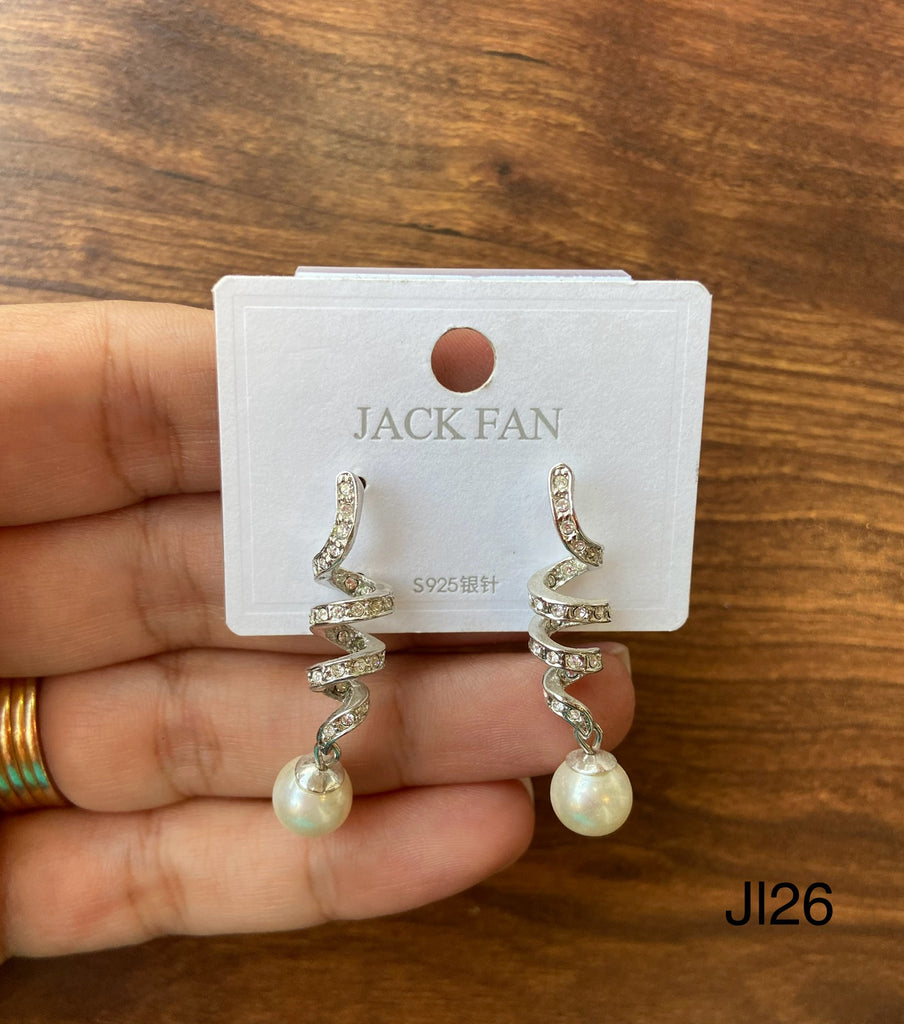 حلق مش بيغيير لون السعر ٢٠ بدل ٣٥ 💥💥(jl26)