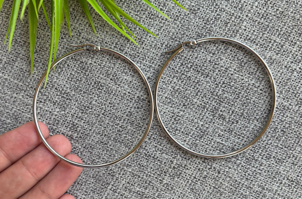 حلق طارة سادة حجم كبير السعر ١٠