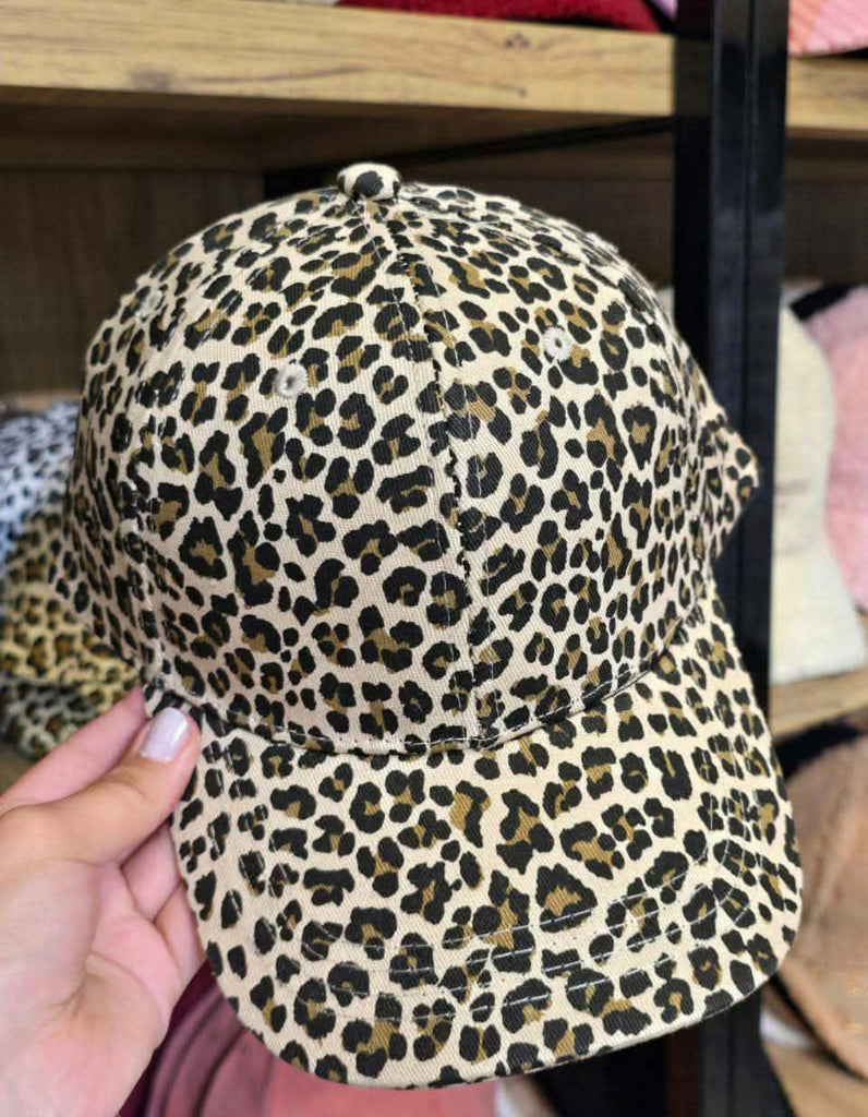 كاب تايجر🧢🐆
السعر ١٠٠ فاتح