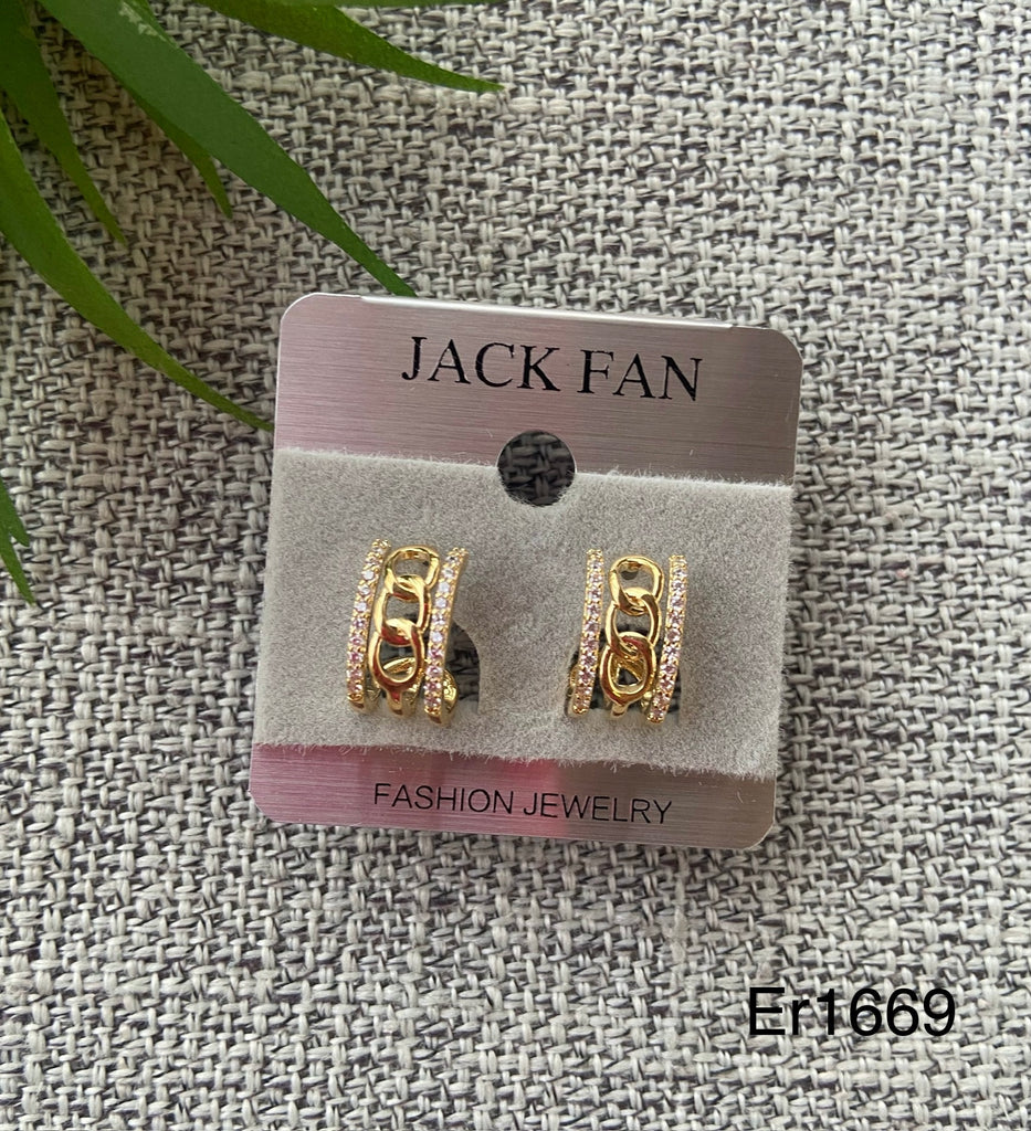 حلق Jack Fan مش بيغيير لون السعر ٣٠ بدل ٥٠ 💥💥 (er1669)