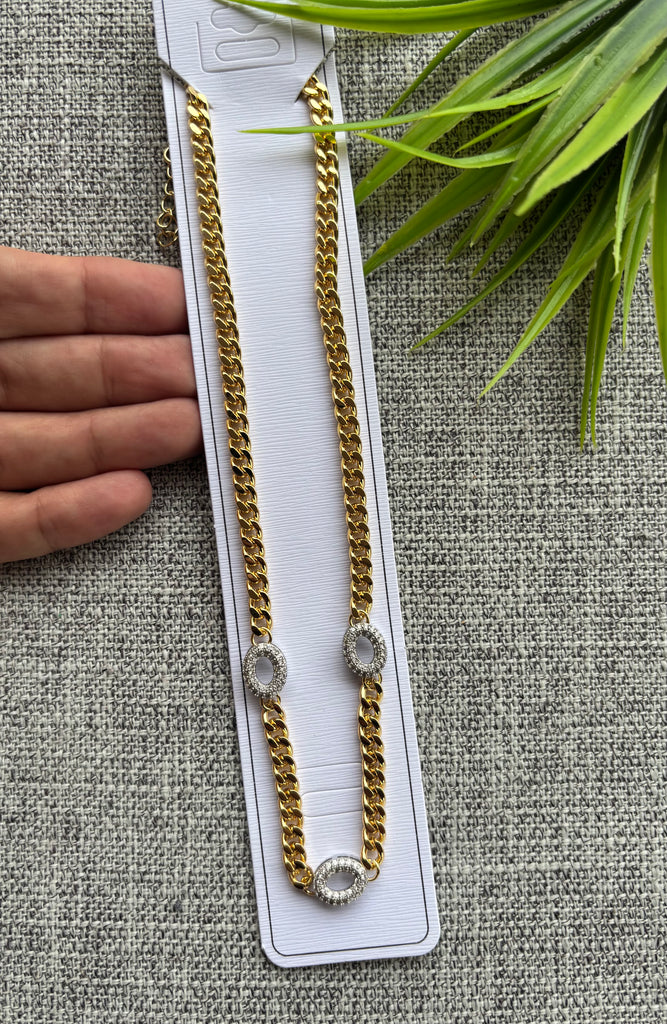 كوليه Gold plated ✨
السعر ١٢٠ بيضاوي سيلفر