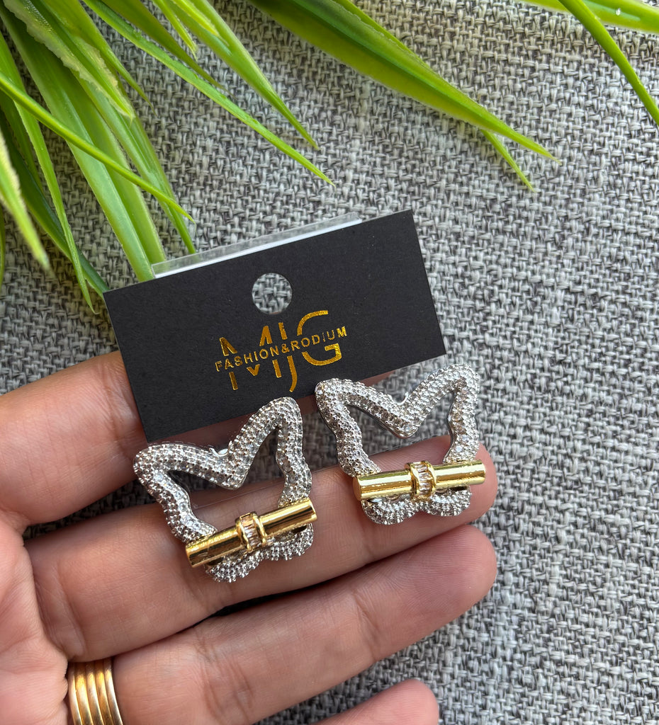 حلق سواريه gold plated السعر ١١٠