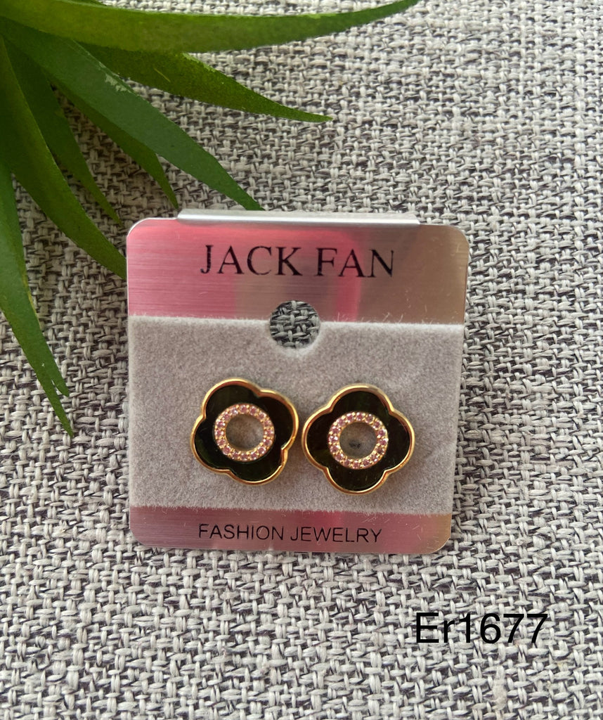 حلق Jack Fan مش بيغيير لون السعر ٣٠ بدل ٥٠ 💥💥 (er1677)
