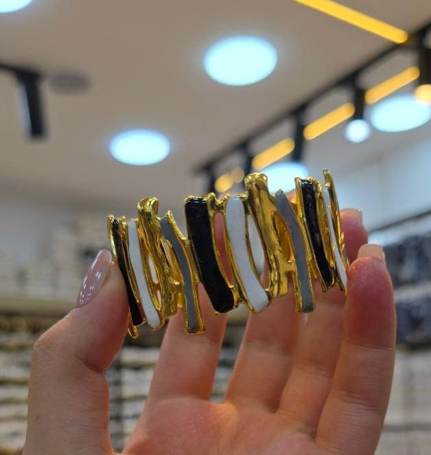 Stainless_steel bracelets ✨
السعر ١١٠🔥🔥🔥