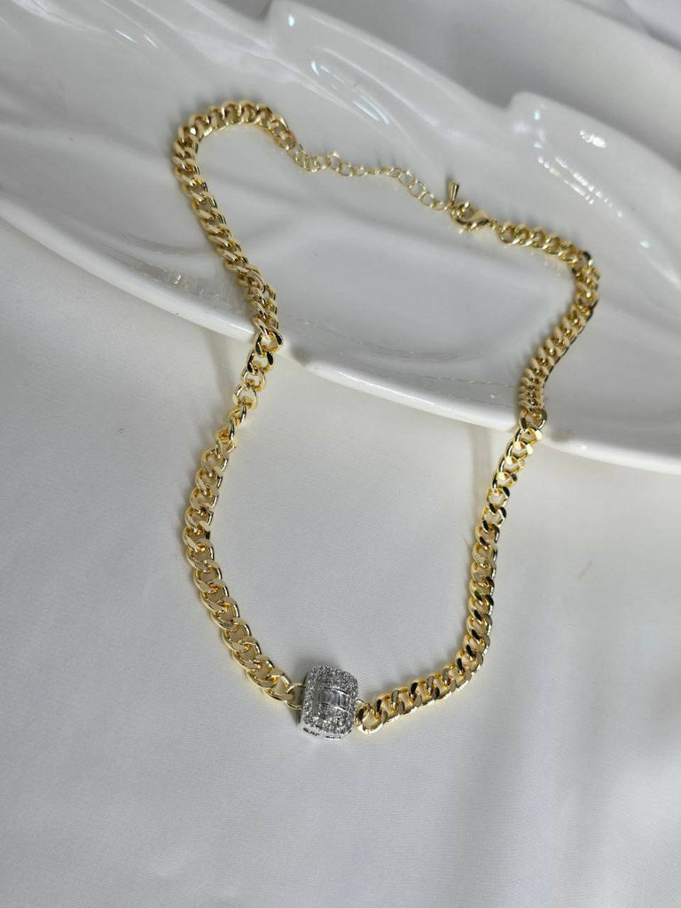 سلاسل Gold plated ✨
السعر ١٣٠