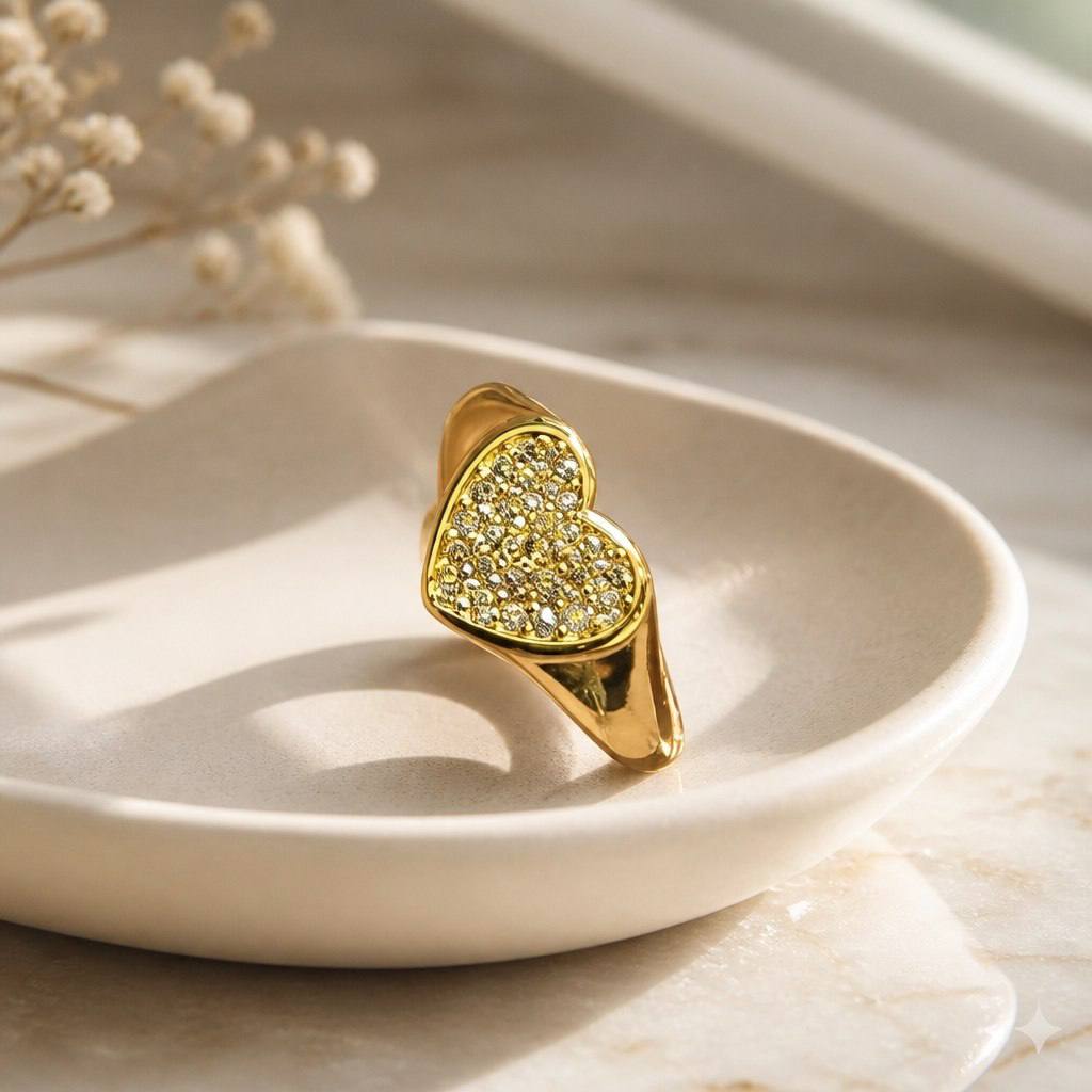 Pinky Ring♥️
Free size 
Gold plated
السعر  ٤٠