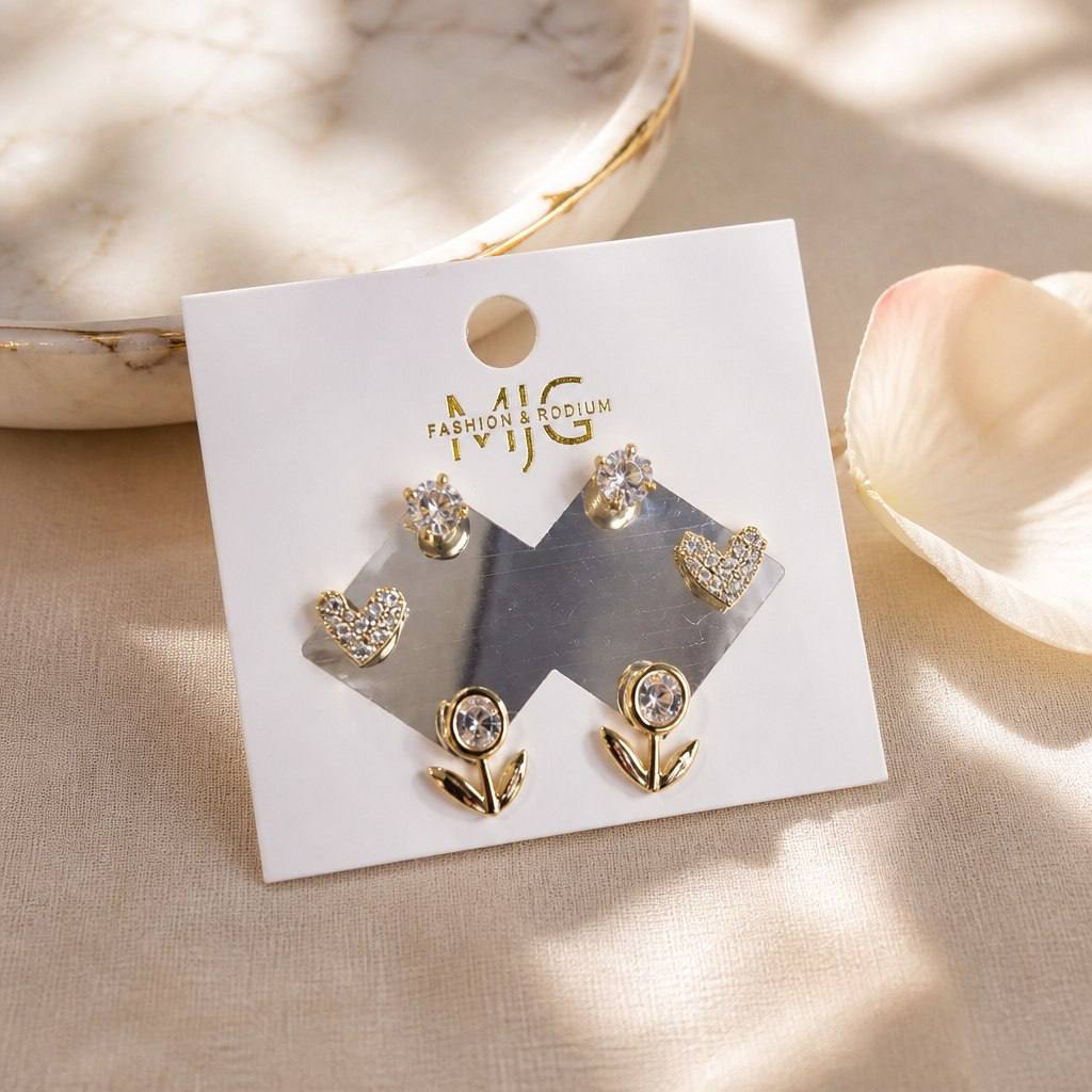 حلق مجموعه gold plated❤️✨
السعر ٦٠ قلب و وردة