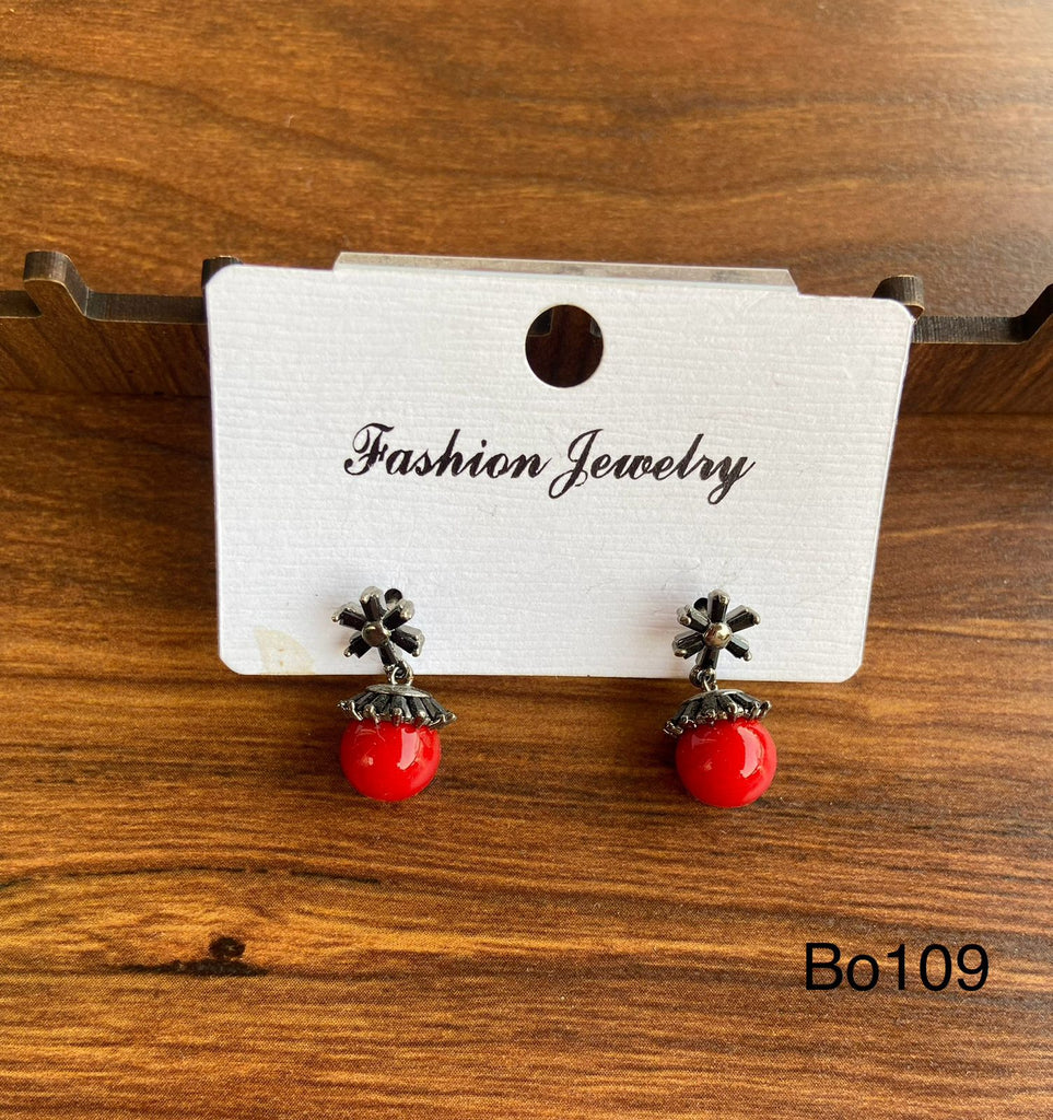 Simple earring plated only 40EGP (bo109)