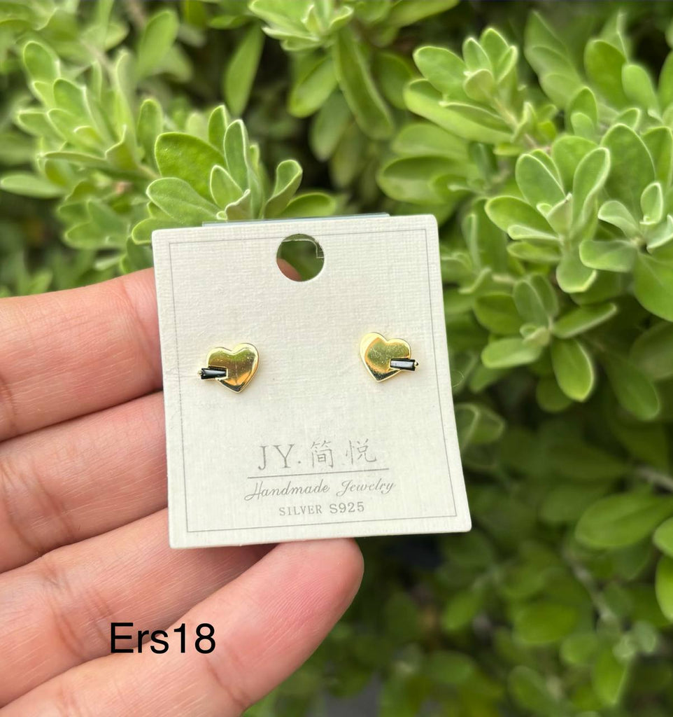 حلق فضة silver s925 السعر ٣٠ 🔥🔥 (ers18)