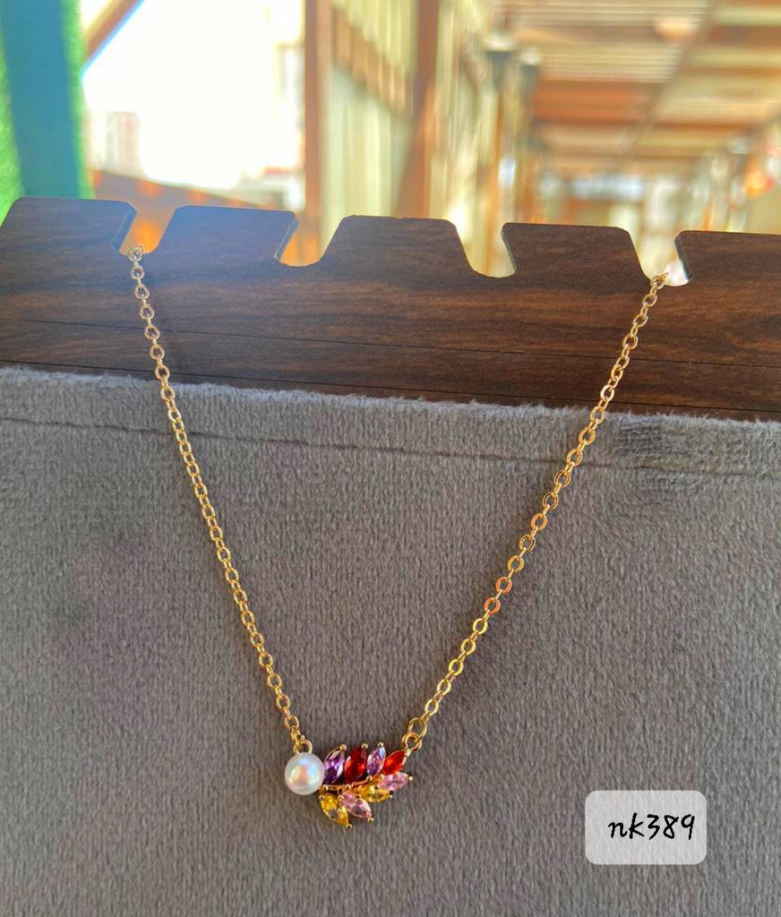سلسلة قصيرة مش بتغيير لون السعر ٥٠ (nk389)