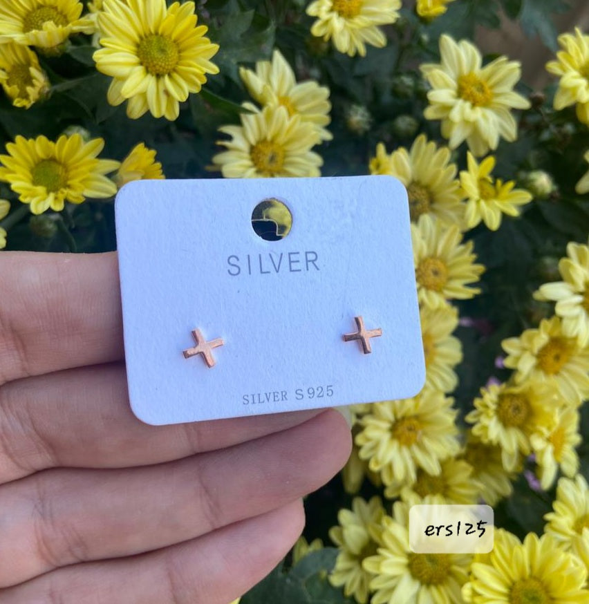 حلق فضة silver s925 السعر ٢٠ بدل ٣٥ 🔥🔥 (ers125)