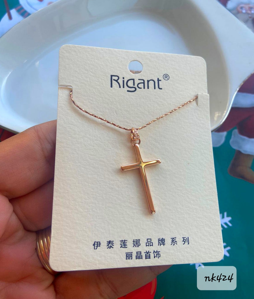 سلسلة قصيرة مش بتغيير لون السعر ٥٠ (nk424)