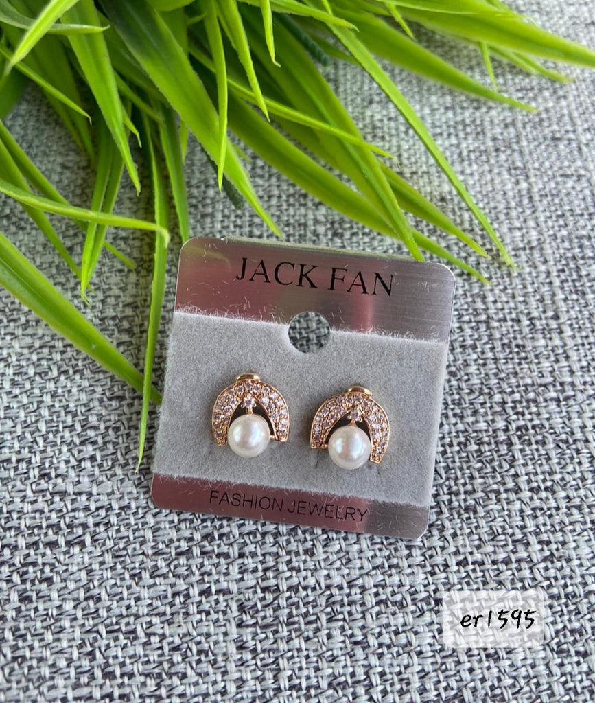 حلق Jack Fan مش بيغيير لون السعر ٣٠ بدل ٥٠ 💥💥 (er1595)