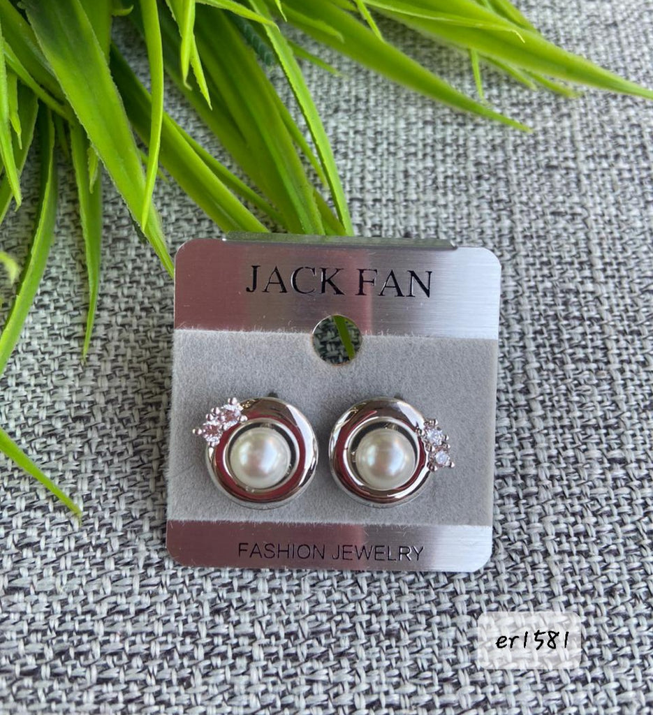 حلق Jack Fan مش بيغيير لون السعر ٣٠ بدل ٥٠ 💥💥 (er1581)