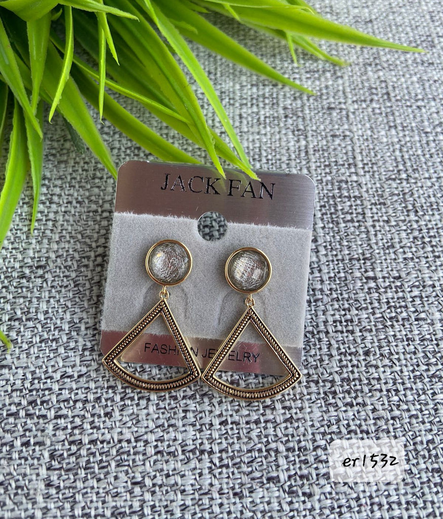 حلق Jack Fan مش بيغيير لون السعر ٣٠ بدل ٥٠ 💥💥 (er1532)