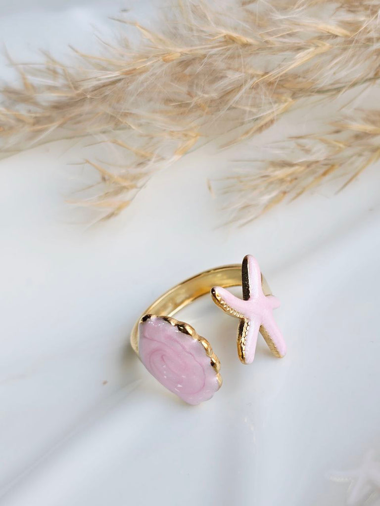 خاتم ستانليستيل صدف🔥🔥
فري سايز شكل نجمة و ودعة

السعر ٣٥