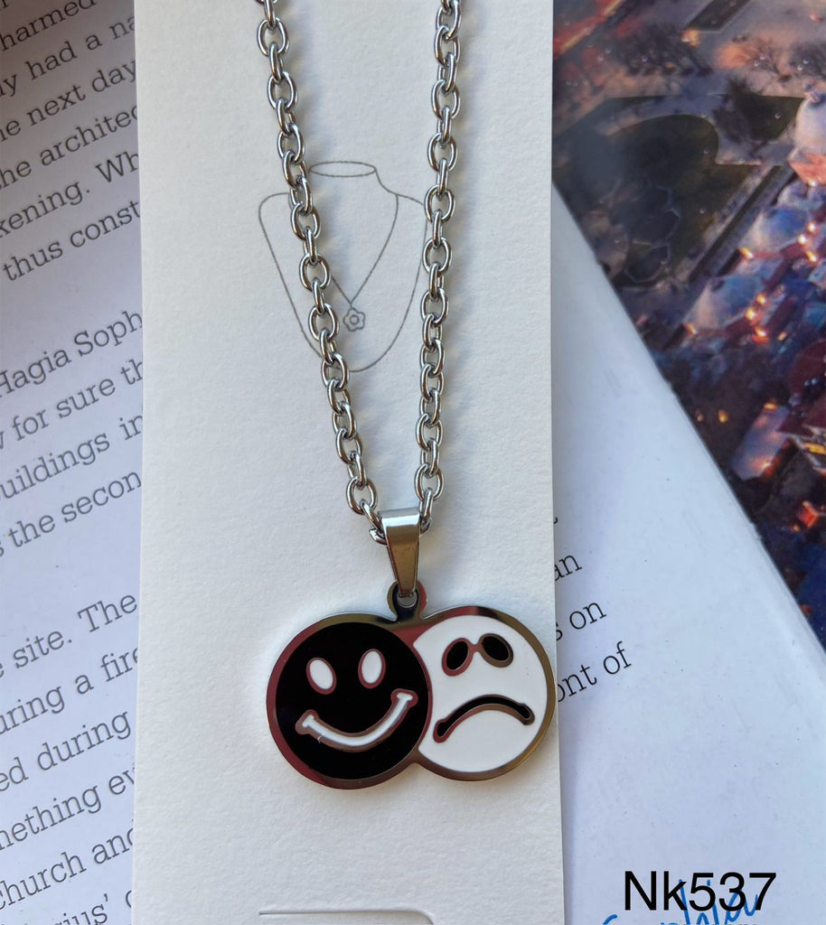 short necklace plated never change color only 50 EGP (nk537)